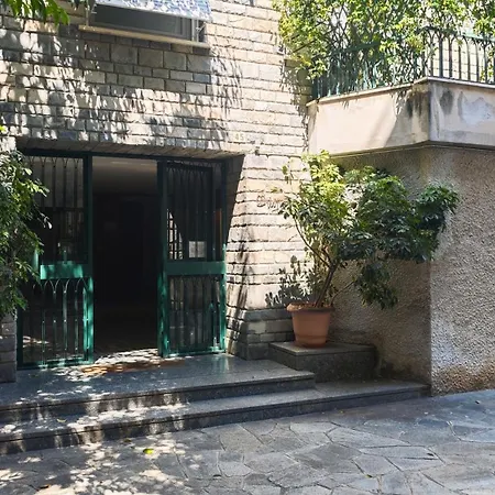 Апартаменти Hostdomus - La Ninfea Алассіо